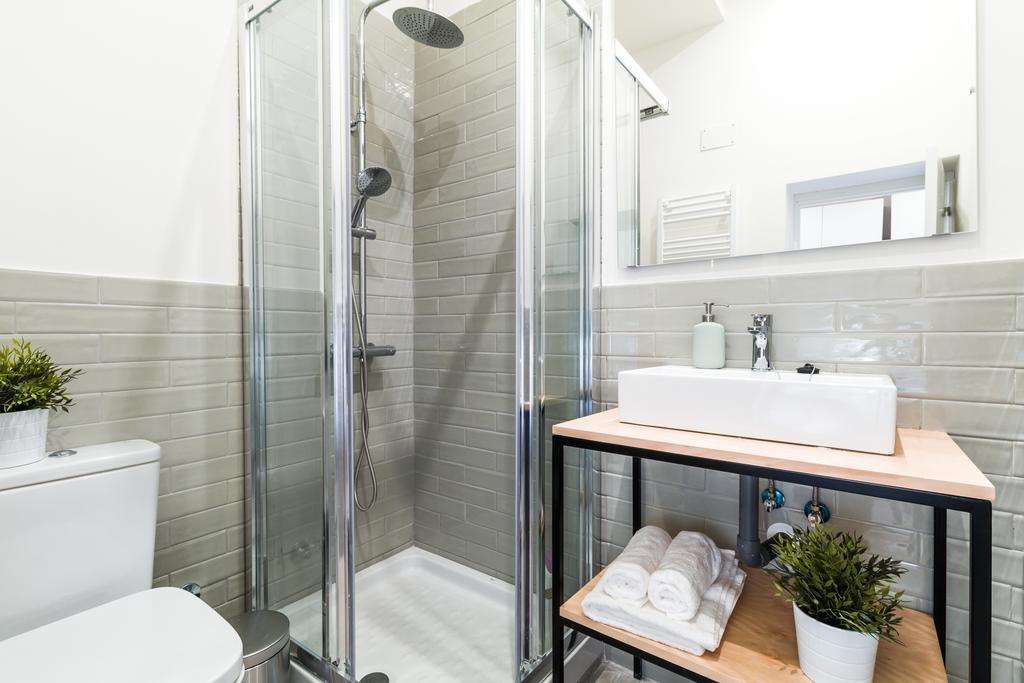 Latina I Apartment Madrid Bagian luar foto