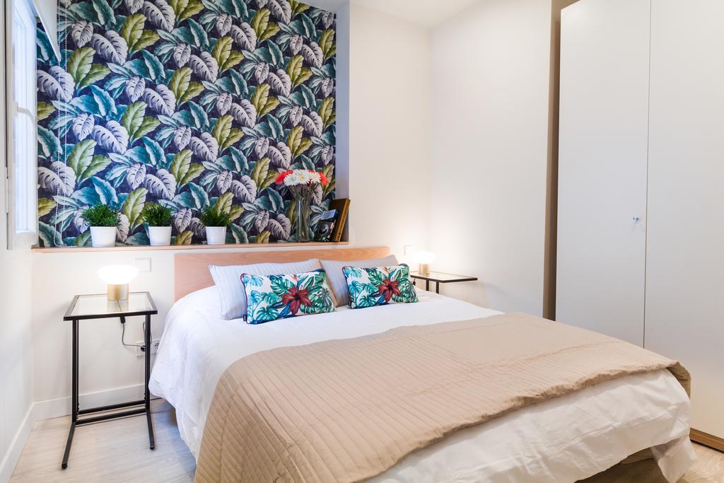 Latina I Apartment Madrid Bagian luar foto