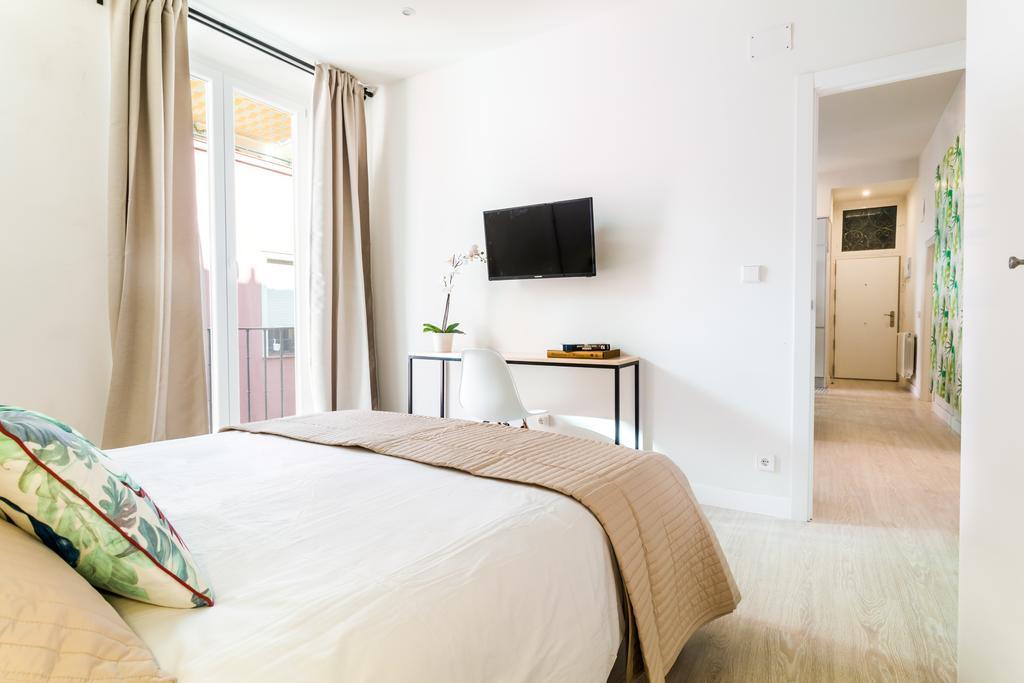 Latina I Apartment Madrid Bagian luar foto